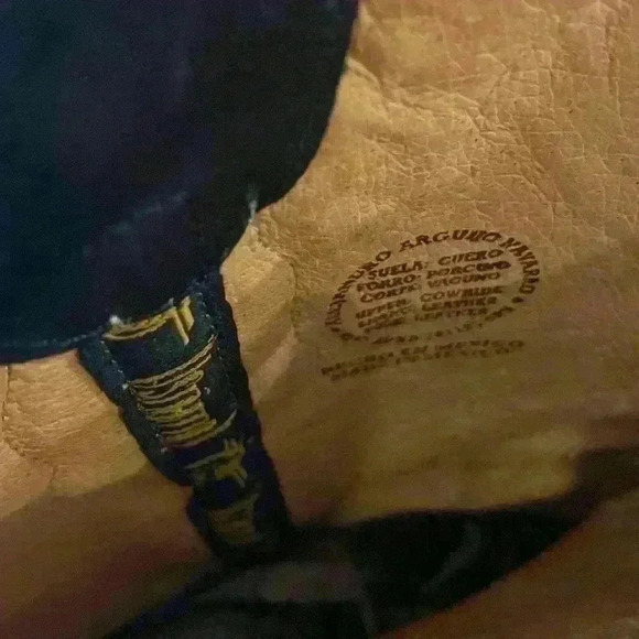 Cowboy boots - Picture 6 of 6